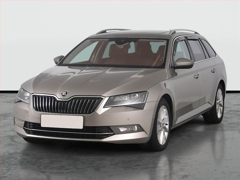 Škoda Superb (2016) Style 1.6 TDI, Kůže, Navi - fotka 2 z 22