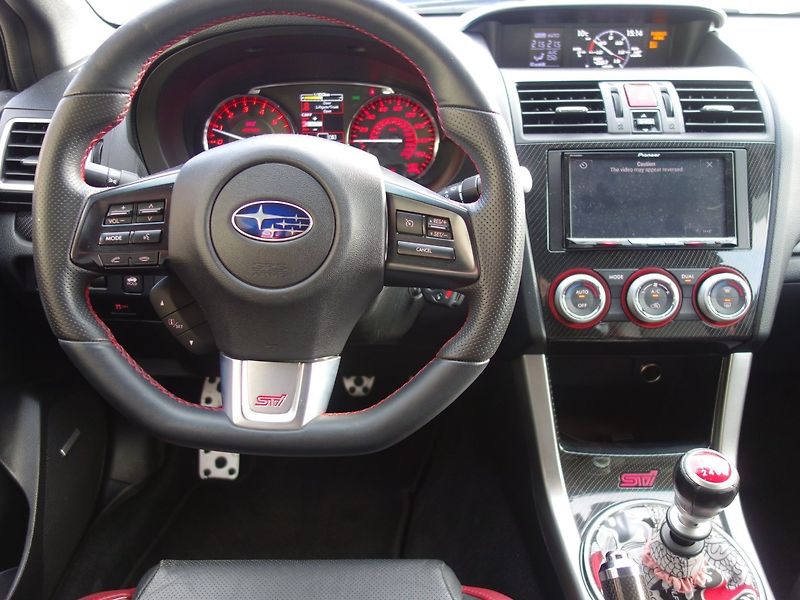 Subaru WRX (2015) 2.5T 227kW PREMIUM - fotka 12 z 32