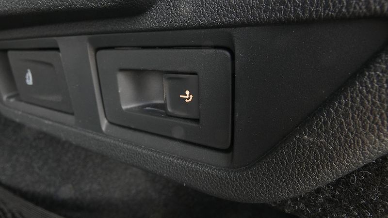Škoda Octavia 2.0 TSI 180kW DSG RS - fotka 23 z 27