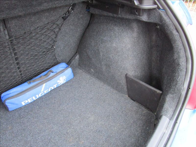 Peugeot 307 1.6HDi  aut. Klima - fotka 33 z 37