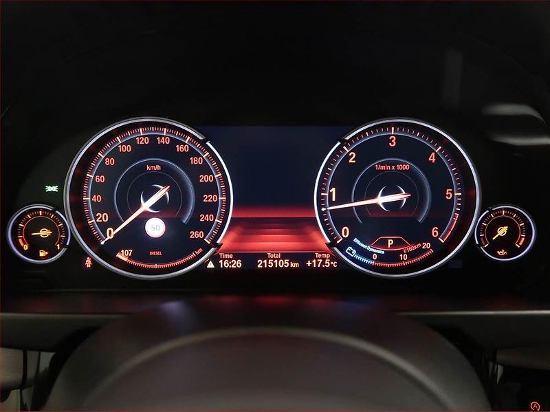 BMW X5 (2017) xDrive40d - fotka 11 z 21