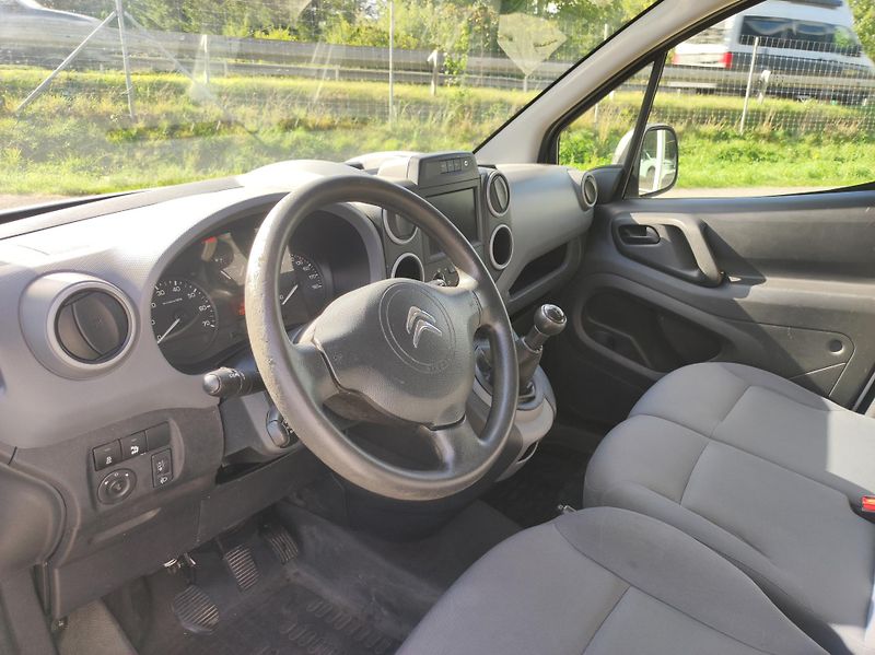 Citroën Berlingo (2016) Furgon L2 1.6 HDi 100k - fotka 10 z 22