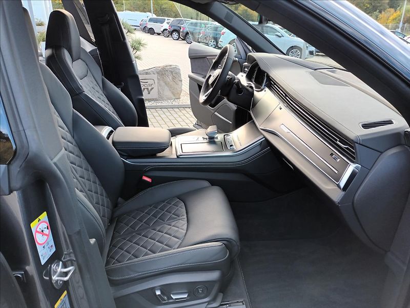 Audi Q8 3,0 TDI,210KW,S-line,ČR 1MAJ, - fotka 22 z 50
