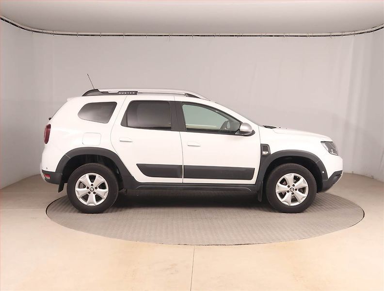 Dacia Duster (2018) 1.6 SCe, Navi, Tempomat - fotka 6 z 15