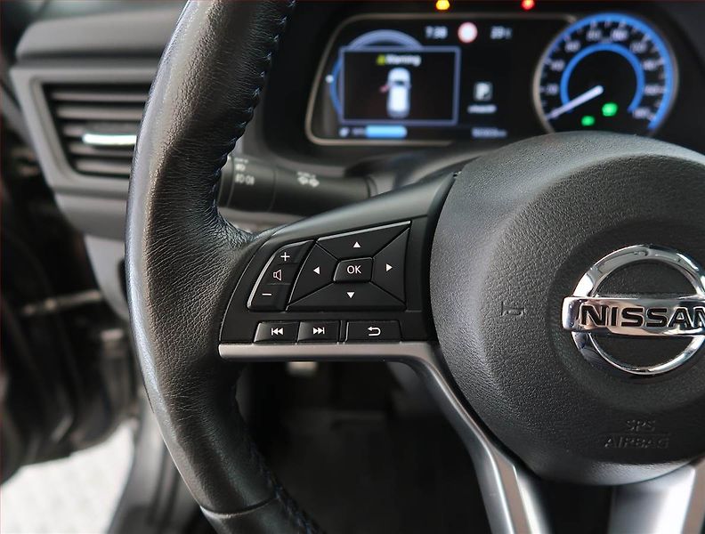 Nissan Leaf (2021) 40 kWh, SoH 90%, Automat - fotka 17 z 24