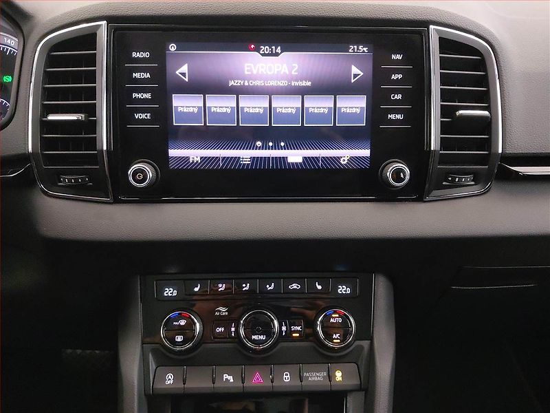Škoda Karoq (2020) Style Plus 1.5 TSI - fotka 12 z 17