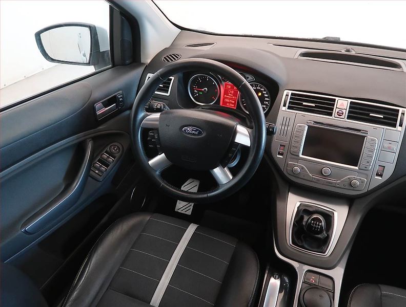 Ford Kuga (2009) 2.0 TDCi, 4X4, Navi, Tempomat - fotka 7 z 12