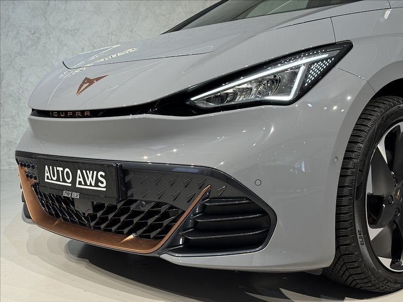 Cupra Born 150kW LED Tepelko Kamera - fotka 8 z 50
