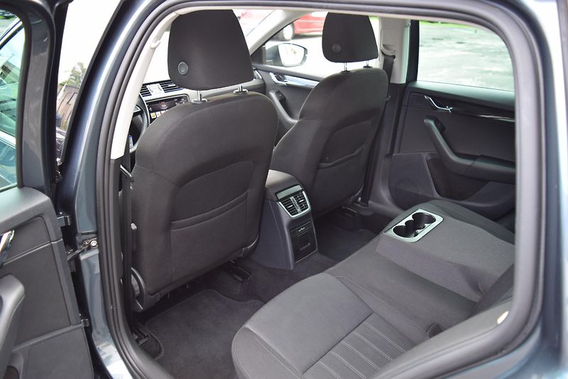 Škoda Octavia (2019) 1.5TSI 110kw AMBITION NAVI TAŽ - fotka 16 z 50