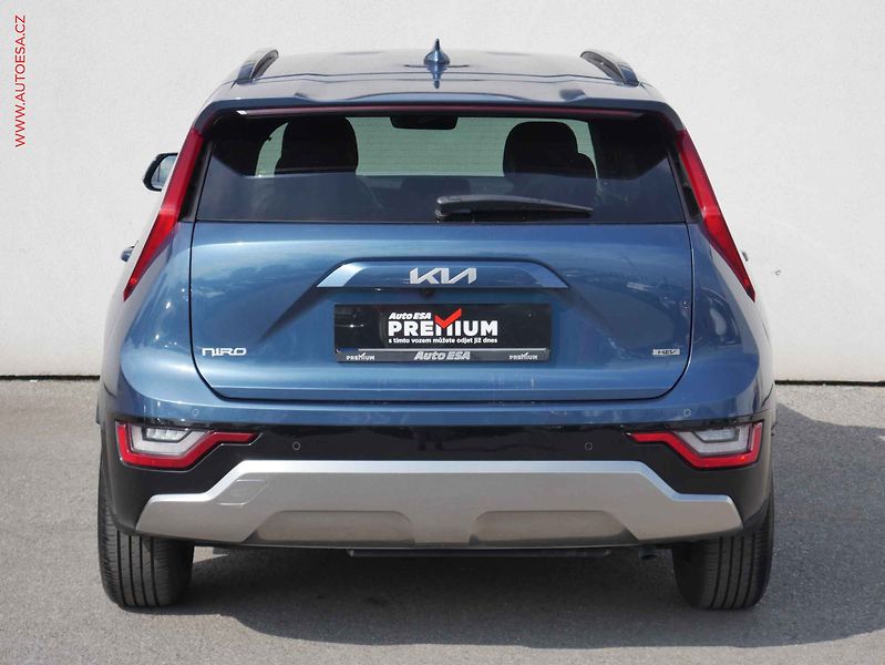 Kia Niro (2023) 1.6 GDi HEV, ČR, AT, navi - fotka 5 z 26
