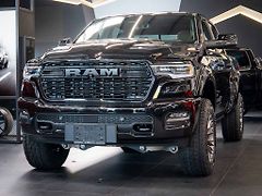 Dodge RAM (2026) 5.7 HEMI V8 Limited 4 LIFT - fotografie inzerátu