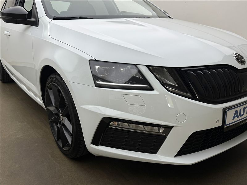 Škoda Octavia 2,0 135kW RS CHALLENGE 1MAJ ČR - fotka 38 z 43
