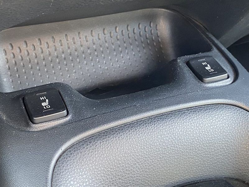 Toyota Corolla 1.8HSD, ČR, ComTech, DPH - fotka 21 z 28