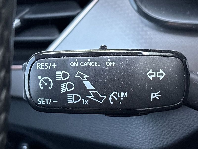 Škoda Kamiq (2023) 1.0 TSI Style - fotka 17 z 29