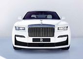 Už deset dní po světové premiéře zavítal nový Rolls-Royce do Prahy