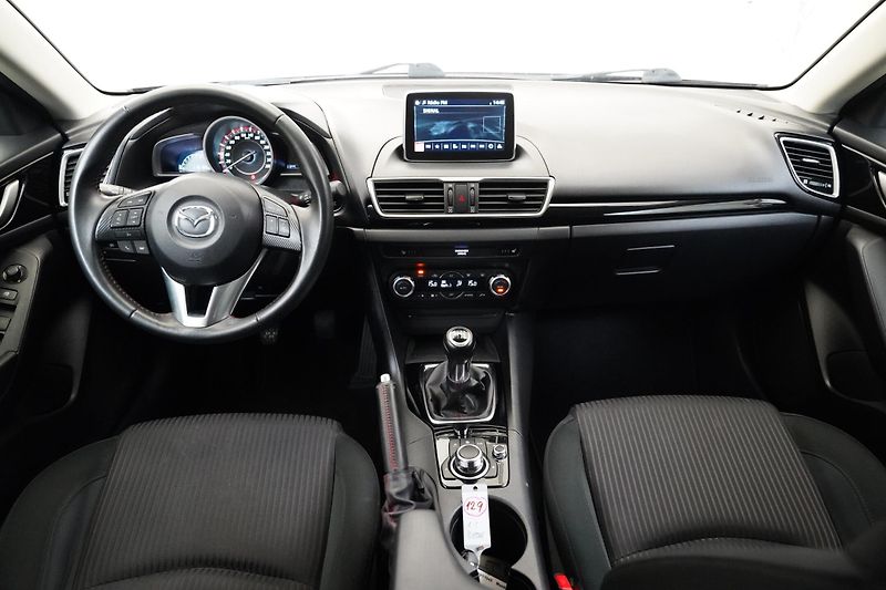 Mazda 3 - fotka 5 z 29