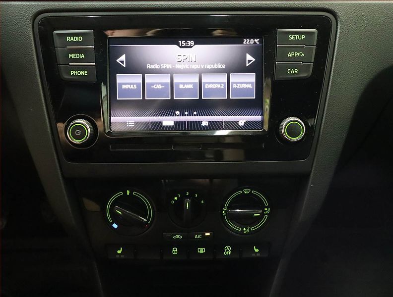 Škoda Rapid (2018) Spaceback 1.0 TSI, Serv.kniha - fotka 12 z 14
