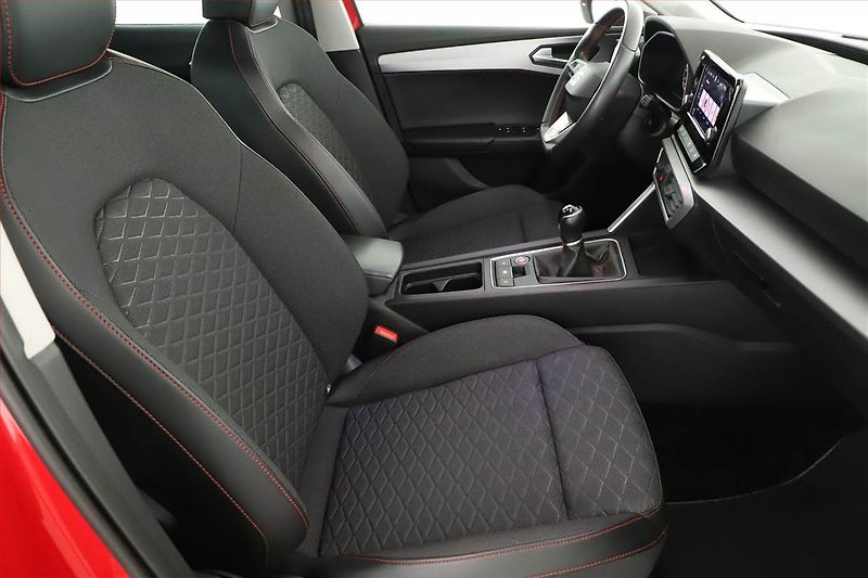 Seat Leon (2021) 1.5 TSI, Kůže, Tempomat - fotka 7 z 21