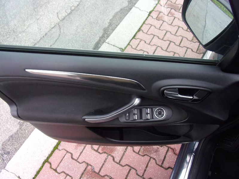 Ford Galaxy (2011) 2,0TDCi AC HF TEMP TAŽNÉ - fotka 26 z 34