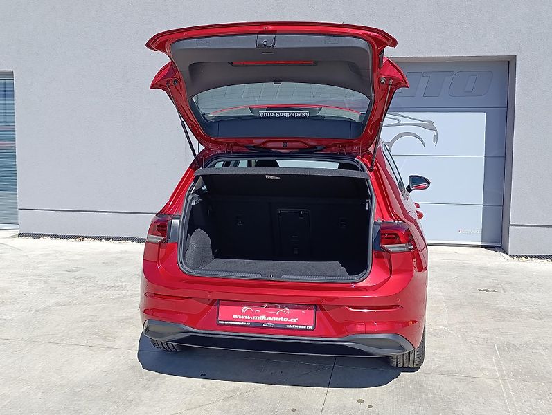 Volkswagen Golf 1.5TSI EVO BMT LIFE ČR  - fotka 9 z 32