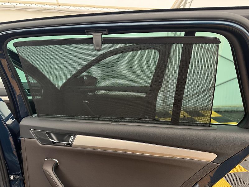 Škoda Superb 1.4tsi*Plug-In*160kw*L&K*PANO* - fotka 16 z 44