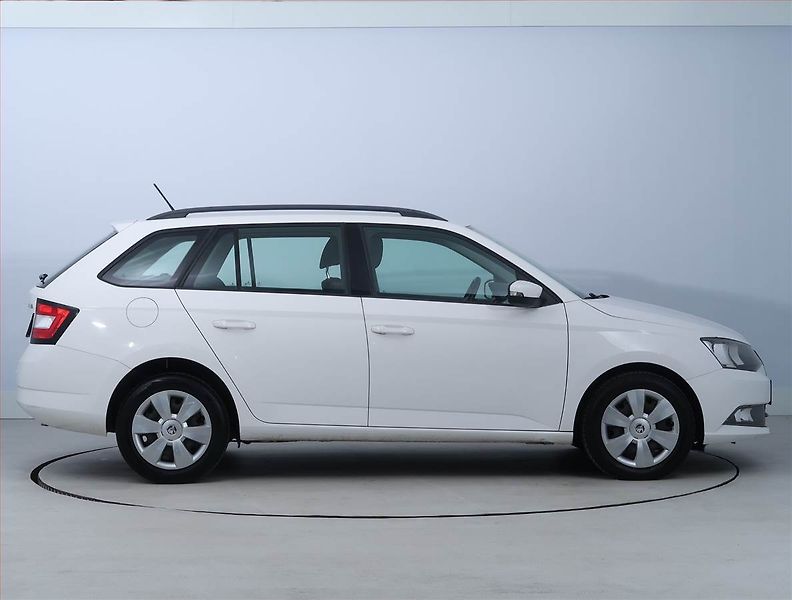 Škoda Fabia (2016) 1.2 TSI - fotka 6 z 16