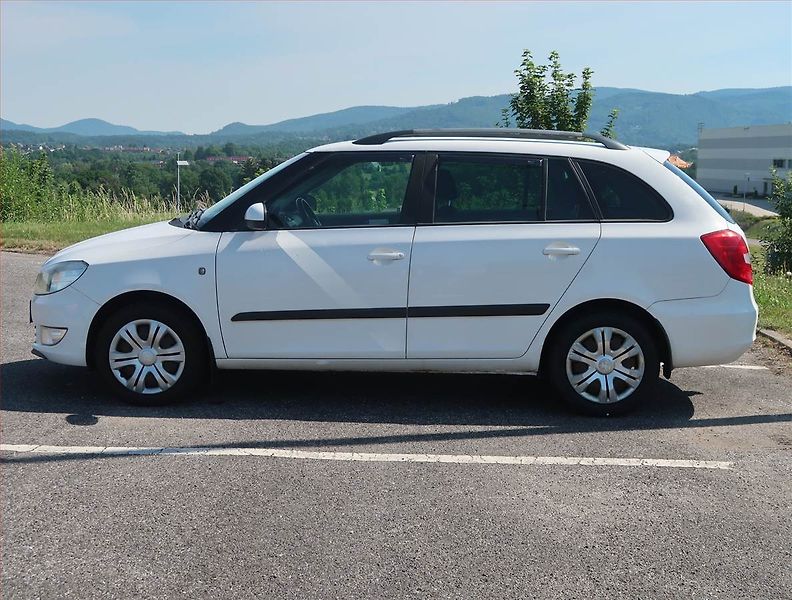 Škoda Fabia (2012) 1.6 TDI, po STK, Tažné - fotka 3 z 14