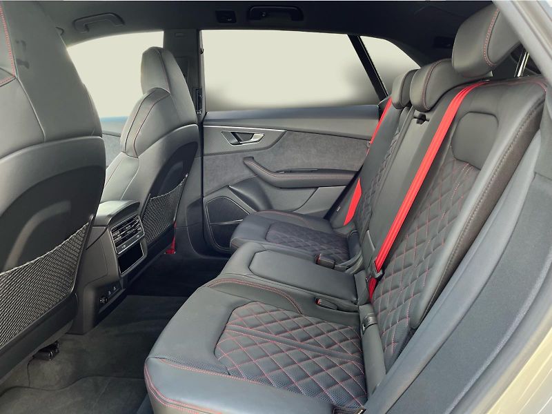 Audi Q8 (2025) TFSI quattro - fotka 12 z 26