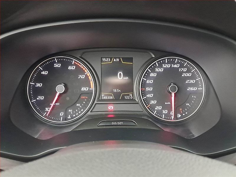 Seat Leon (2016) 1.8 TSI, Serv.kniha, Kůže - fotka 11 z 18