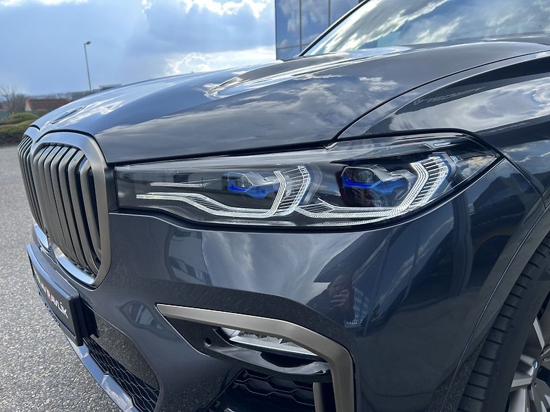 BMW X7 M50D Final Edition 1/100 - fotka 10 z 39