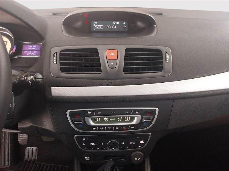 Renault Mégane (2010) 1.5 dCi, po STK, slušný stav - fotka 12 z 18