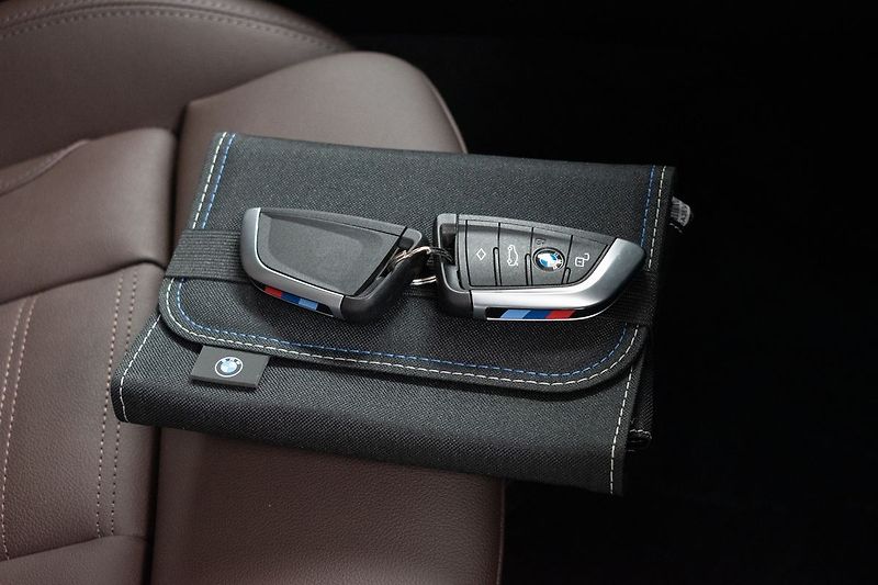 BMW Řada 3 320d xDrive ///M*ZÁRUKA*ČR 1.M - fotka 40 z 48