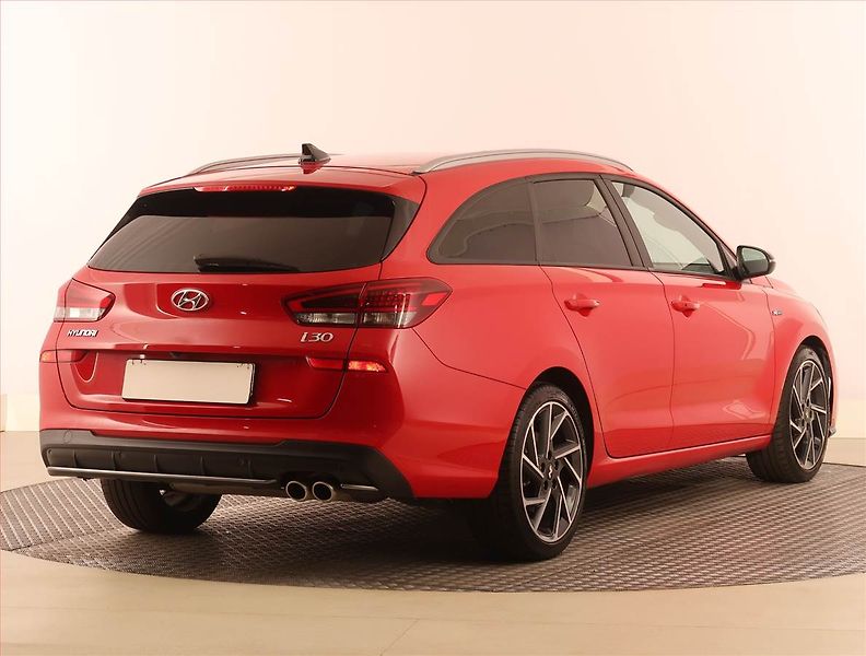 Hyundai i30 (2023) N Line Premium 1.5 T-GDI MHEV - fotka 5 z 27