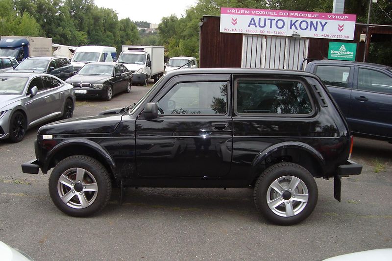 Lada Niva (2026) LEGEND, 1.7i,4x4,Nové,STK 8/28 - fotka 4 z 63