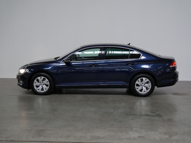 Volkswagen Passat - fotka 3 z 23