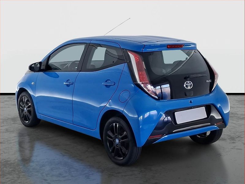 Toyota Aygo (2016) 1.0 VVT-i, Tempomat - fotka 4 z 17