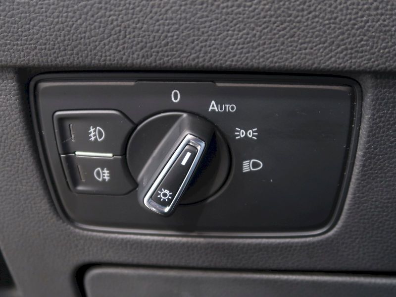 Volkswagen Passat (2022) ELEGANCE 2.0TDI EVO 110KW DSG - fotka 34 z 39