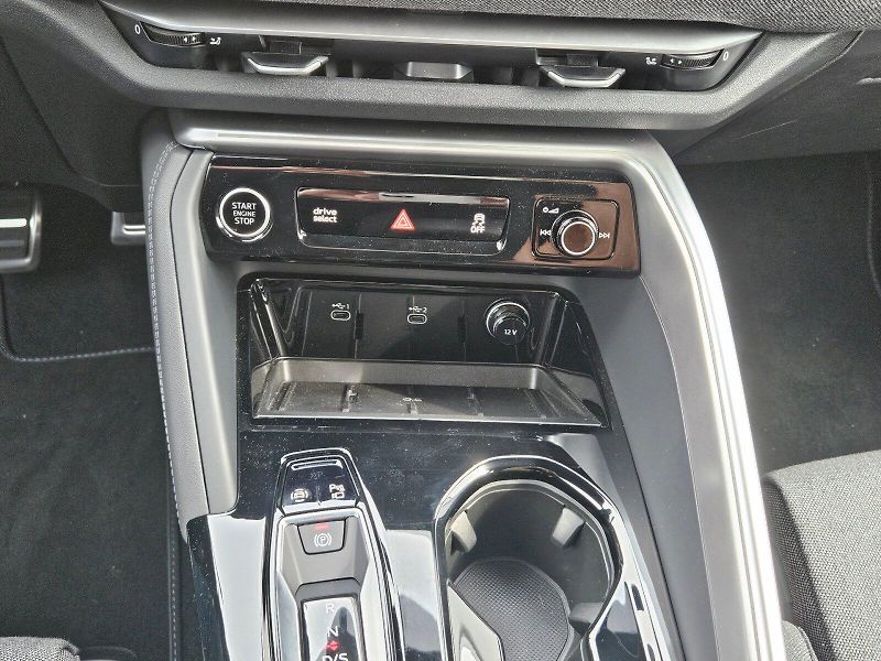 Audi Q5 (2025) TDI quattro 150kW - fotka 21 z 27