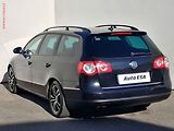 Volkswagen Passat (2009) 2.0 TDi, Sport, navi, Webasto - náhled 6