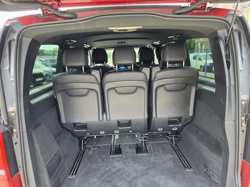 Mercedes-Benz Třídy V (2022) 300d 7míst 4Matic Avantgarde - fotka 13 z 13