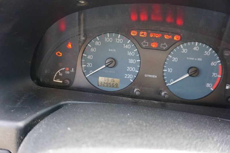 Citroën Xsara (2001) 1,6 NOVÉ V ČR - fotka 20 z 20