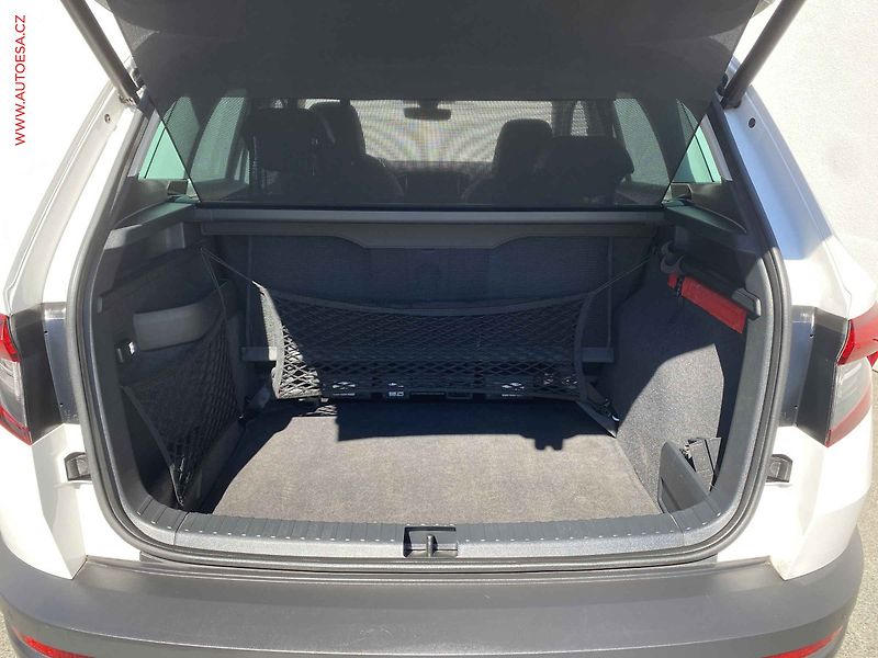 Škoda Karoq (2018) 1.5 TSi, Style, DSG, LED - fotka 7 z 21