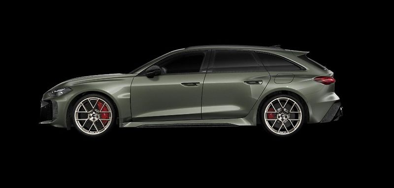 Audi RS 5 (2026) 3.0 Avant e-hybrid quattro - fotka 3 z 8