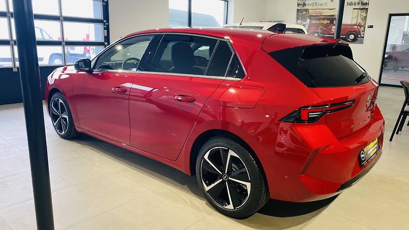 Opel Astra Elegance HB 1.6 PHEV 132kW/180 - fotka 6 z 31