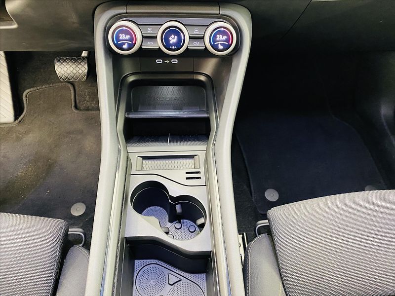 Škoda Kodiaq 2,0 TDI 110kW DSG Selection - fotka 17 z 25
