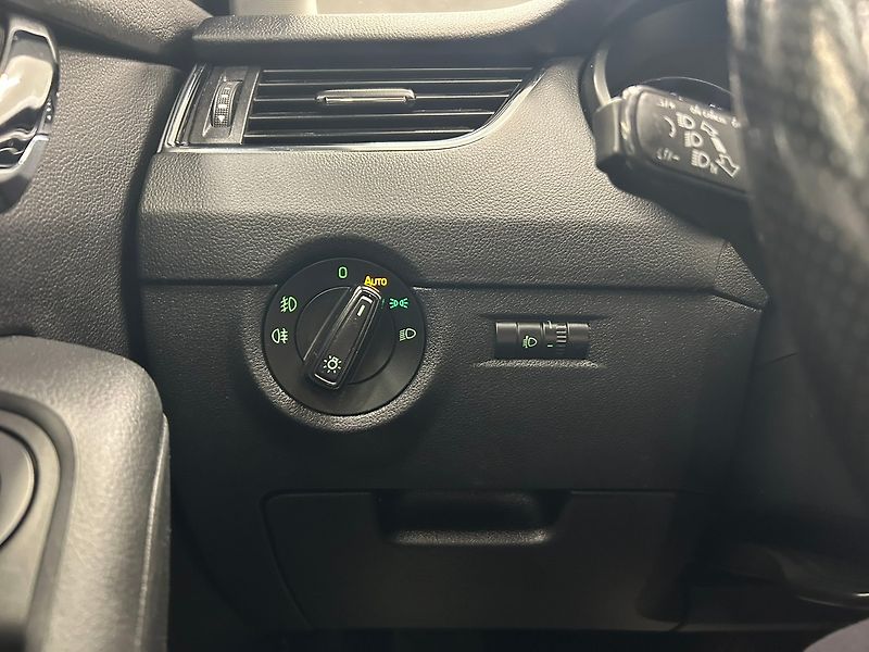 Škoda Octavia (2018) 1.4 G-Tec Ambition 2018 | Záru - fotka 43 z 71