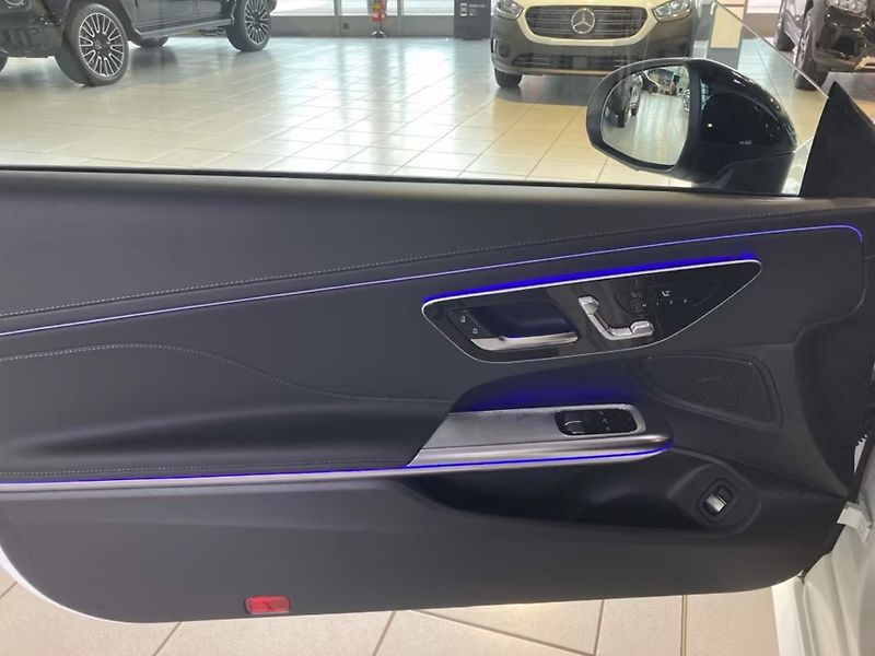 Mercedes-Benz CLE 300 4M AMG Paměť Night Distro - fotka 6 z 15
