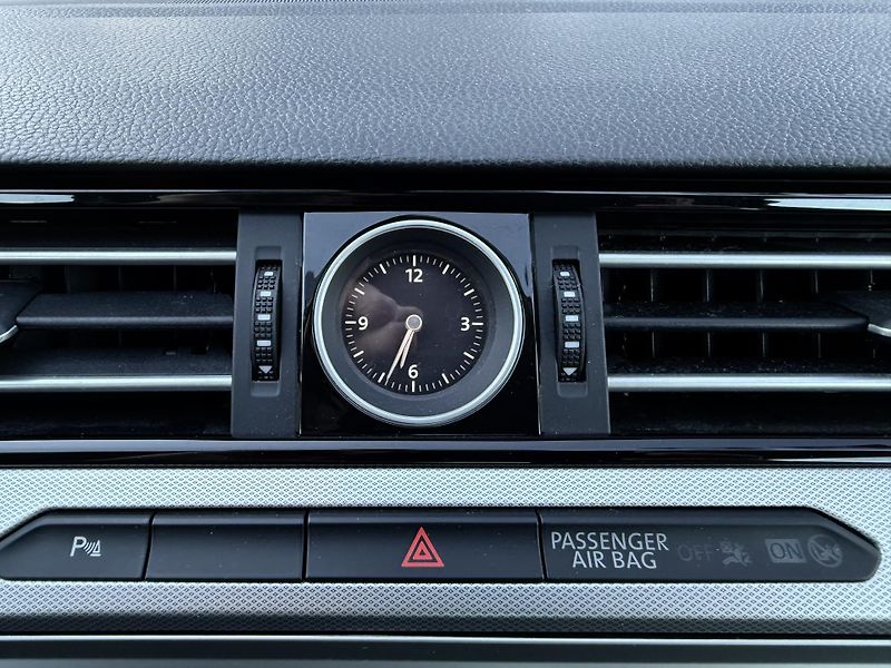 Volkswagen Passat 1,4 TSI Comfortline Navi - fotka 29 z 45