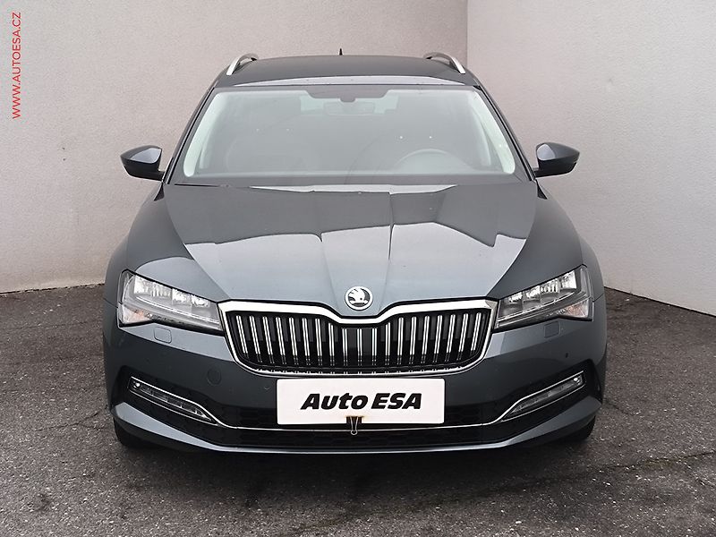 Škoda Superb (2019) 2.0 TDI, ČR, Style, DSG - fotka 2 z 27
