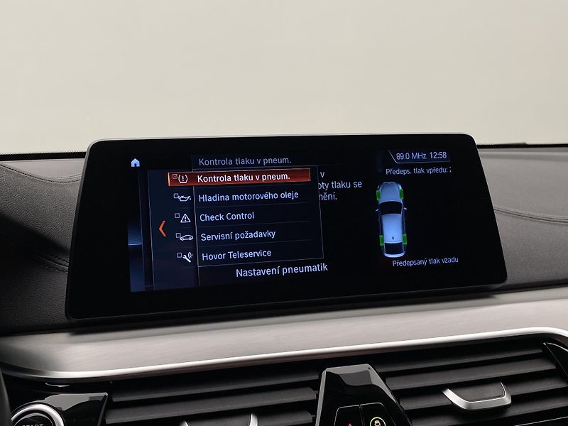 BMW Řada 6 640i GT Luxury Line REZERVACE - fotka 68 z 71